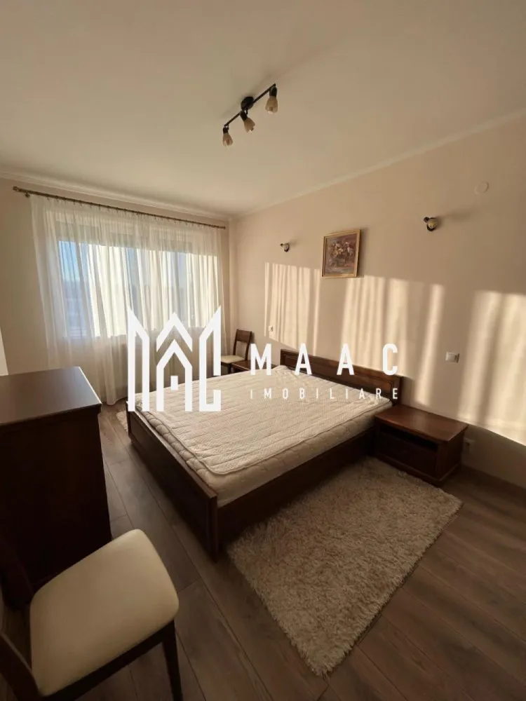 Apartament 2 Camere | Etajul 3 | Calea Dumbrăvii - MAAC Imobiliare vă propune spre închiriere un apartament decomandat, mobilat și utilat modern, situat la etajul 3 al unui imobil cu 3 niveluri, cu o suprafață utilă de 62 mp, la care se adaugă un balcon de 6 mp. Apartamentul este total decomandat și este compartimentat astfel: hol de acces, living, dormitor, bucătărie separată, baie, balcon cu acces din fiecare cameră. Imobilul este construit în anul 2008, iar proprietatea se predă complet mobilată și utilată. Printre dotări se regăsesc: mașină de spălat rufe cu uscător, plită, cuptor și hotă, combină frigorifică, televizor. Se percepe garanție în cuantumul unei chirii lunare. Pentru mai multe detalii și programarea unei vizionări, vă rugăm să ne contactați menționând ID-ul proprietății.