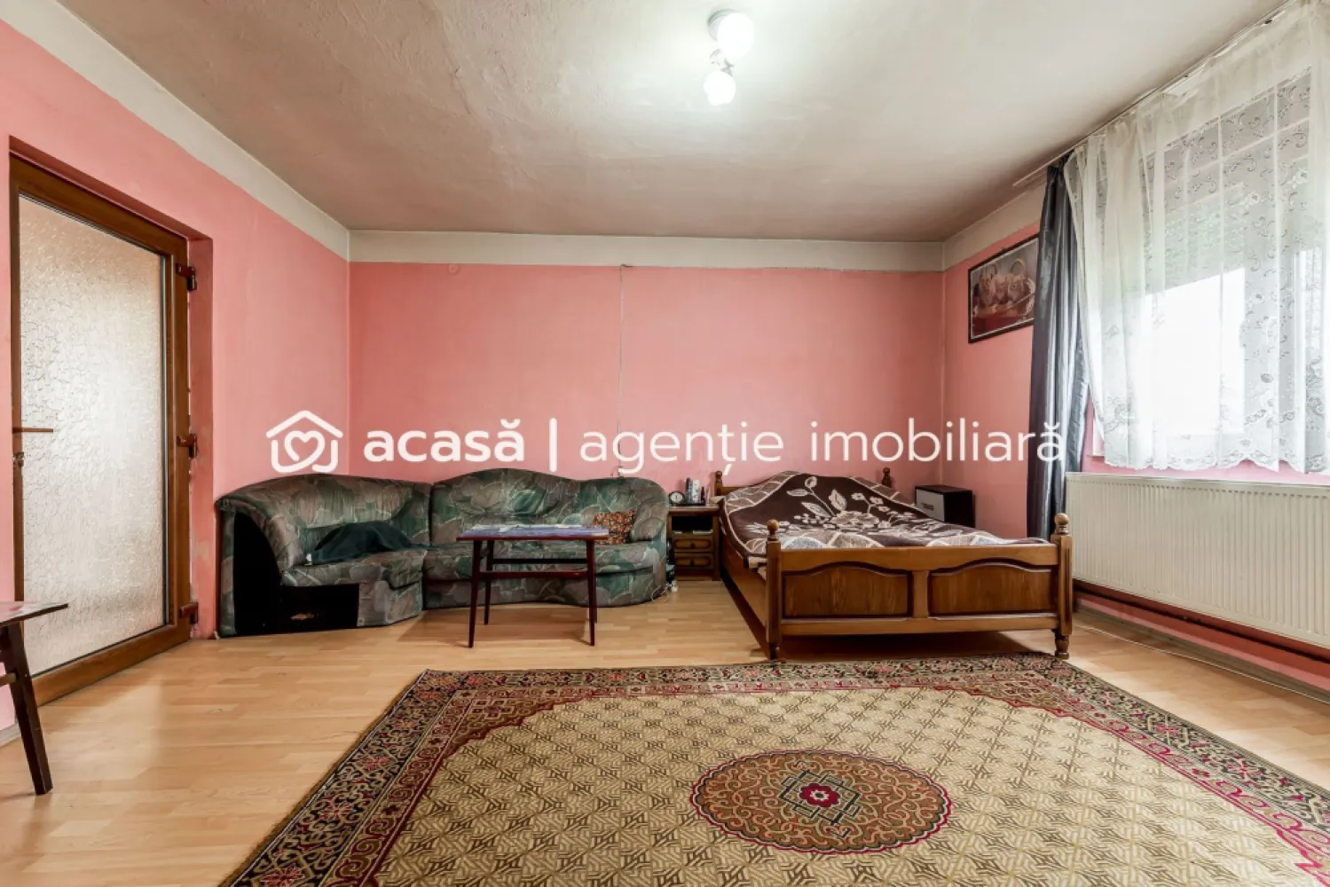 Casă de renovat cu 773 mp teren la preț de apartament