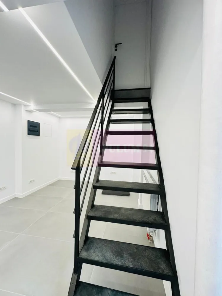 Vanzare spatiu comercial in zona Decebal