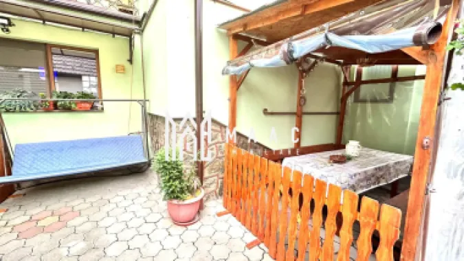 Case duplex | 5 camere | 2 corpuri | Garaj | 185 mp utili | Turnisor