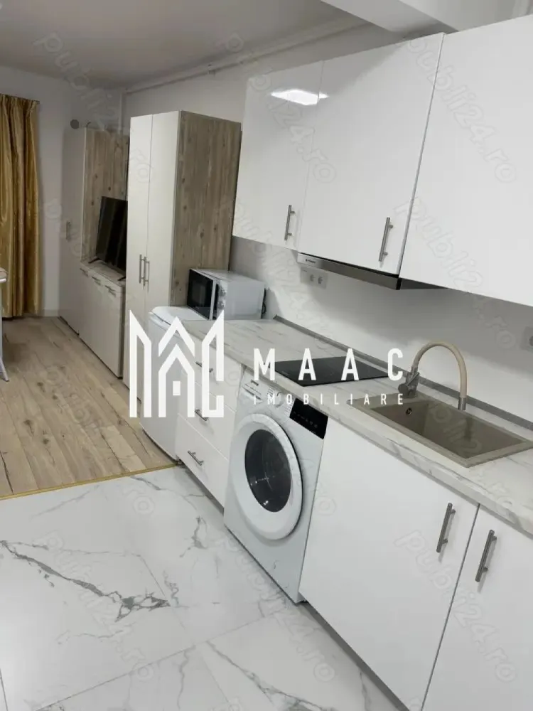 Garsoniera moderna | Parcare proprie | Lift | Zona Lazaret - MAAC Imobiliare vă propune spre închiriere o garsonieră situată la etajul 1 al unui imobil nou prevăzut cu lift, amplasată în zona Lazaret, o locație apreciată pentru accesul facil către punctele de interes din oraș și pentru proximitatea față de facilitățile necesare unui stil de viață confortabil. Proprietatea este ideală pentru o persoană sau un cuplu care își dorește o locuință modernă, complet echipată și disponibilă imediat.

Garsoniera este amenajată modern, fiind complet mobilată și utilată, oferind un spațiu practic și confortabil pentru locuire. Locuința beneficiază și de loc de parcare propriu, un avantaj important într-o zonă urbană bine conectată.

În apropierea imobilului se află supermarketuri, școli și acces rapid la mijloacele de transport, ceea ce face proprietatea potrivită pentru persoanele care își doresc mobilitate și acces facil către diferite zone ale orașului.

Se percepe o garanție în cuantumul unei chirii lunare. Nu se acceptă animale de companie și fumători. Garsoniera este disponibilă imediat.

Caracteristici:
-Garsonieră de închiriat
-Etaj 1
-Imobil nou cu lift
-Zonă Lazaret
-Complet mobilată și utilată
-Amenajare modernă
-Loc de parcare propriu
-Aproape de supermarketuri
-Acces facil la mijloace de transport
-Aproape de școli
-Disponibilitate imediată
-Nu se acceptă animale de companie
-Nu se acceptă fumători

Pentru mai multe detalii, vă rugăm să menționați telefonic numărul CP3086913.