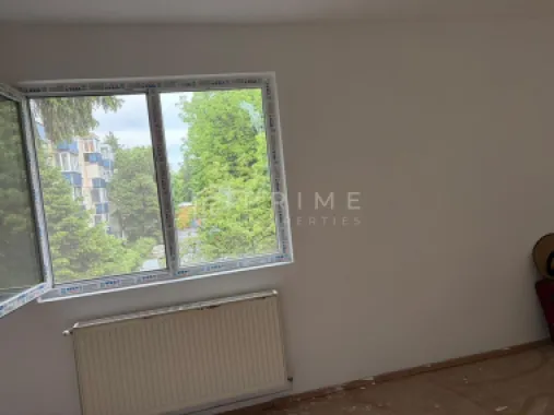 Apartament cu 3 camere, etaj 2 – Zona Dâmbul Pietros