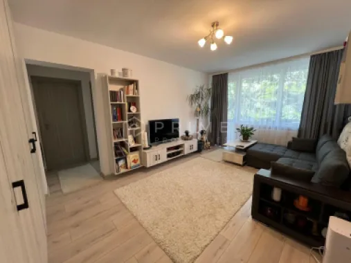 Apartament 2 camere | Aleea Carpați | Etaj 3/4 | Balcon 9 mp
