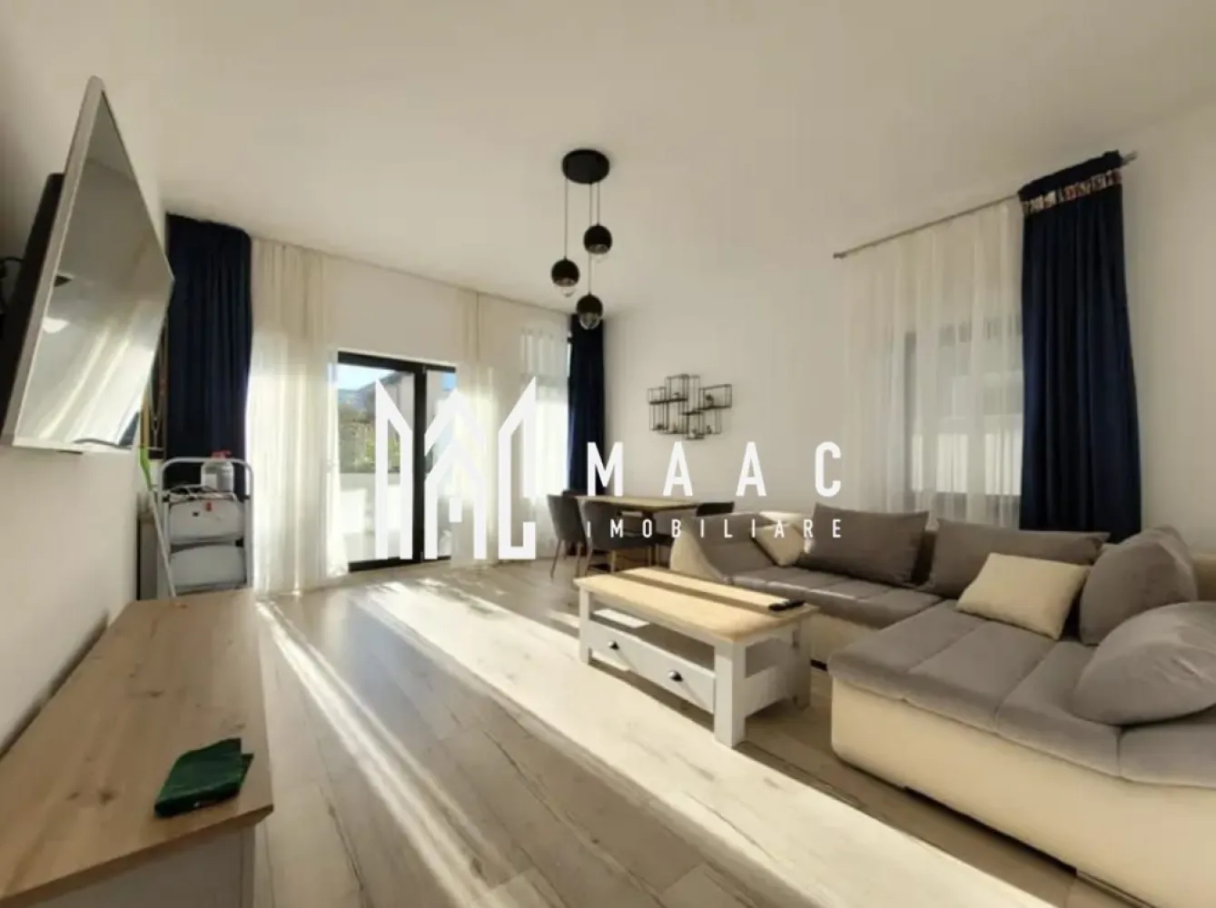 Apartament 3 camere | Curte 60 MP | Parcare | Selimbar