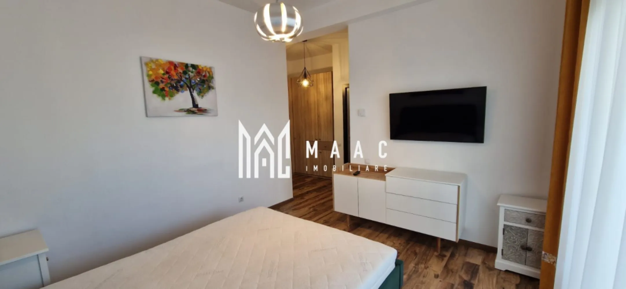 Apartament 3 camere | Curte 60 MP | Parcare | Selimbar
