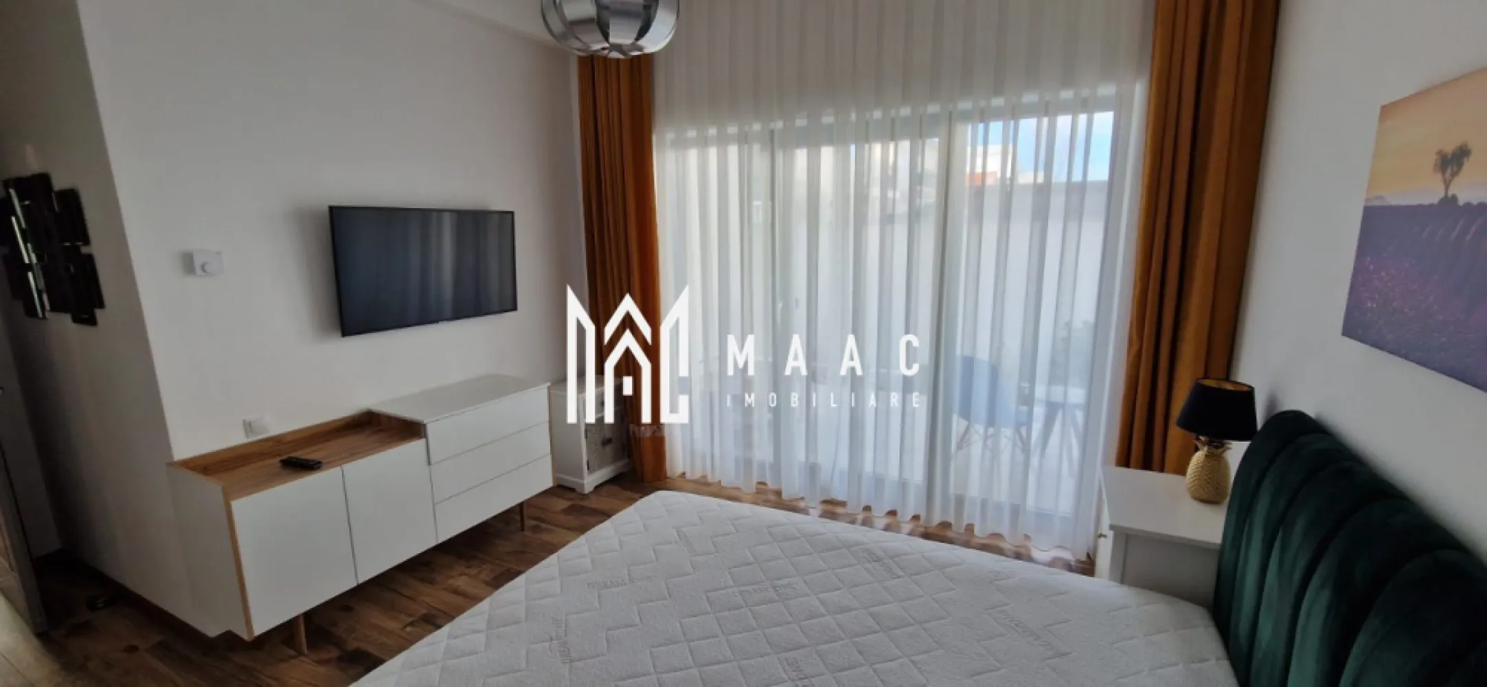 Apartament 3 camere | Curte 60 MP | Parcare | Selimbar