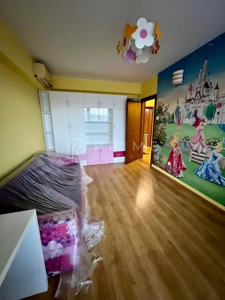 Apartament duplex modern de închiriat, complet mobilat, 4 camere