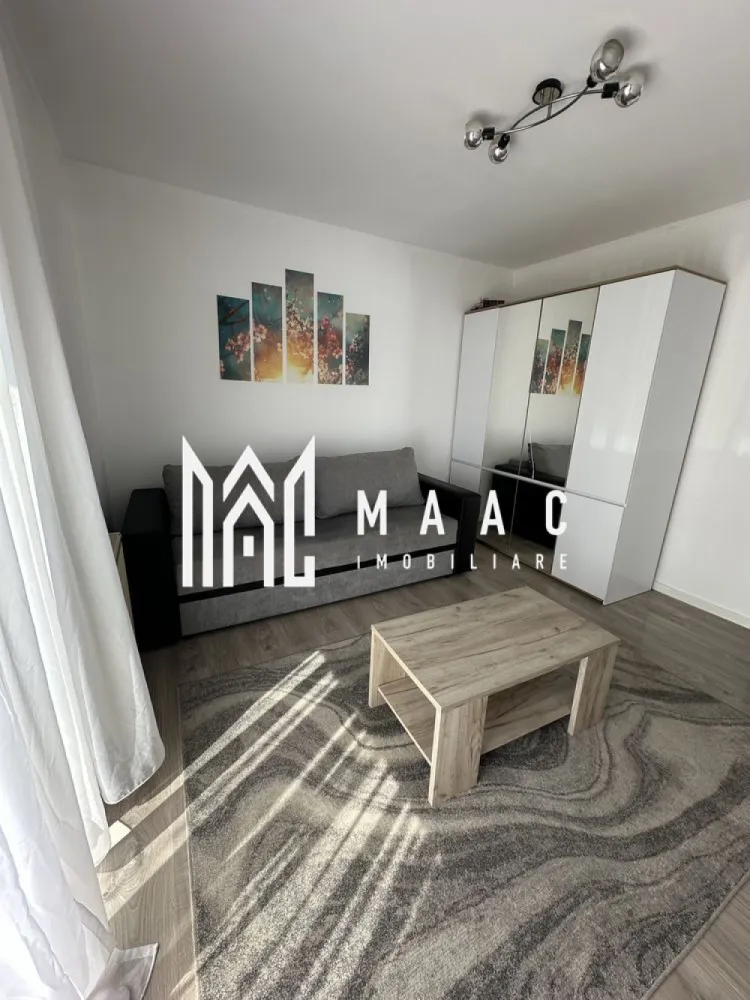 Apartament 1 Camera I Decomandat I Parter I Alma-Turnisor - Se oferă spre vânzare garsonieră decomandată, cu o suprafață de 31 mp, situată la parterul unui imobil construit după anul 2000, într-o zonă urbană apreciată pentru accesibilitate și proximitatea față de facilitățile importante ale orașului.

Locuința este complet mobilată și utilată, fiind ideală atât pentru locuire proprie, cât și pentru investiție.

Caracteristici:
Suprafață utilă: 31 mp
Compartimentare decomandată
Balcon – spațiu ideal pentru relaxare
Complet mobilată și utilată
Loc de parcare inclus
Situată la parter
Imobil construit după anul 2000

Avantaje:
Disponibilă imediat
Ideală pentru investiție / închiriere
Costuri reduse de întreținere
Compartimentare practică și eficientă
Mutare rapidă, fără investiții suplimentare

Localizare:
Aproape de magazine, centre medicale, școli și zone verzi
Stații de autobuz în apropiere
Acces facil către principalele puncte de interes ale orașului

O proprietate practică și bine poziționată, perfectă pentru cei care caută o investiție sigură sau o locuință confortabilă, gata de mutare.

Pentru informati si vizionari: CP3088414