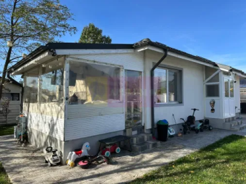 Casă 3 camere + dependințe, curte 380, Săbăreni