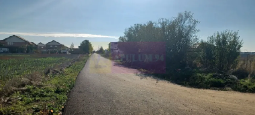 Săbăreni, teren rezidential 6290 mp, cu 52m FS, utilitati in apropiere
