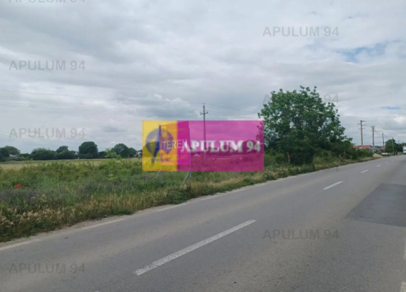 Săbăreni, teren 1900 mp, stradal, hală depozitare, productie, comert - Terenul este amplasat la ieșirea din Săbăreni, către Bâcu-Joița, spre Autostrada A1. Cu destinatie mixtă, potrivit pentru hale, depozite si / sau diverse servicii de comert. Are 21 m front stradal iar reteaua de curent electric este in apropiere.