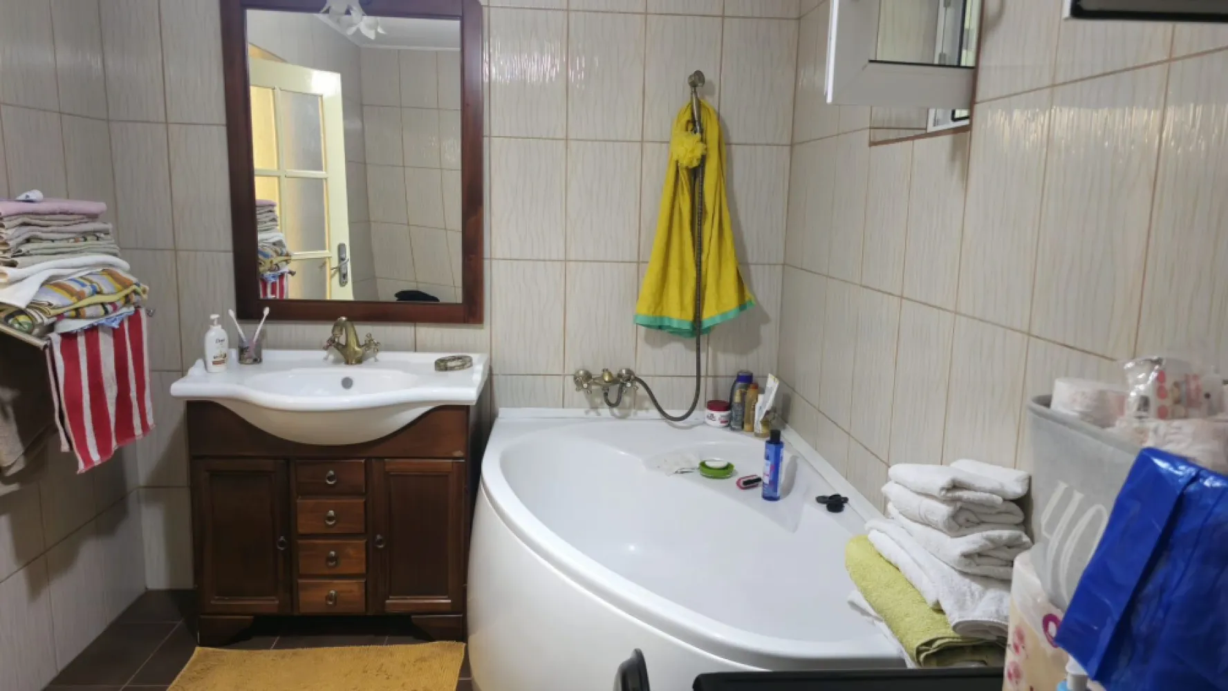 De vanzare -- casa in comuna Pechea, jud. Galati, teren 850 mp