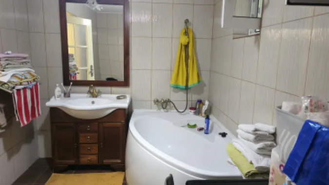 De vanzare -- casa in comuna Pechea, jud. Galati, teren 850 mp