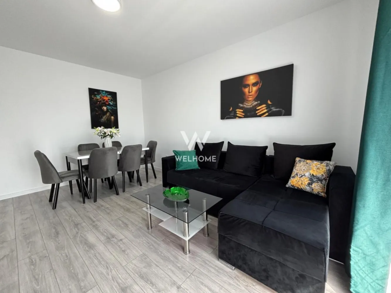 Apartament 2 camere deosebit in zona Doamna Stanca, Dedeman - Apartament 2 camere MODERN cu bucătărie separată - Doamna Stanca

Apartamentul are o suprafață utilă de 55 mp, se află la etajul 2 și a fost utilizat anterior în regim hotelier, fiind dotat cu tot ce este necesar.
Compartimentare:
- Hol de acces, bucătărie separată, living spațios, baie cu geam, balcon.
Apartamentul este unul luminos și călduros având orientare sudică.
Locația este ideală, având acces facil la centre comerciale, supermarket-uri, școală, mijloace de transport.
Perioada minimă contractuală este de 12 luni. 
Nu se acceptă animale de companie.
Pentru mai multe detalii sau pentru programarea unei vizionări, vă stau la dispoziție.

Chirie lunară: 550 Euro Negociabil + garanție
Comision client: 50% din prima chirie