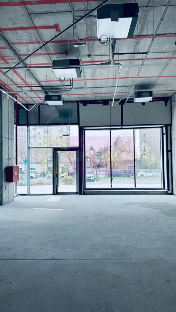Spatiu comercial imobil nou Sebastian- Razoare.