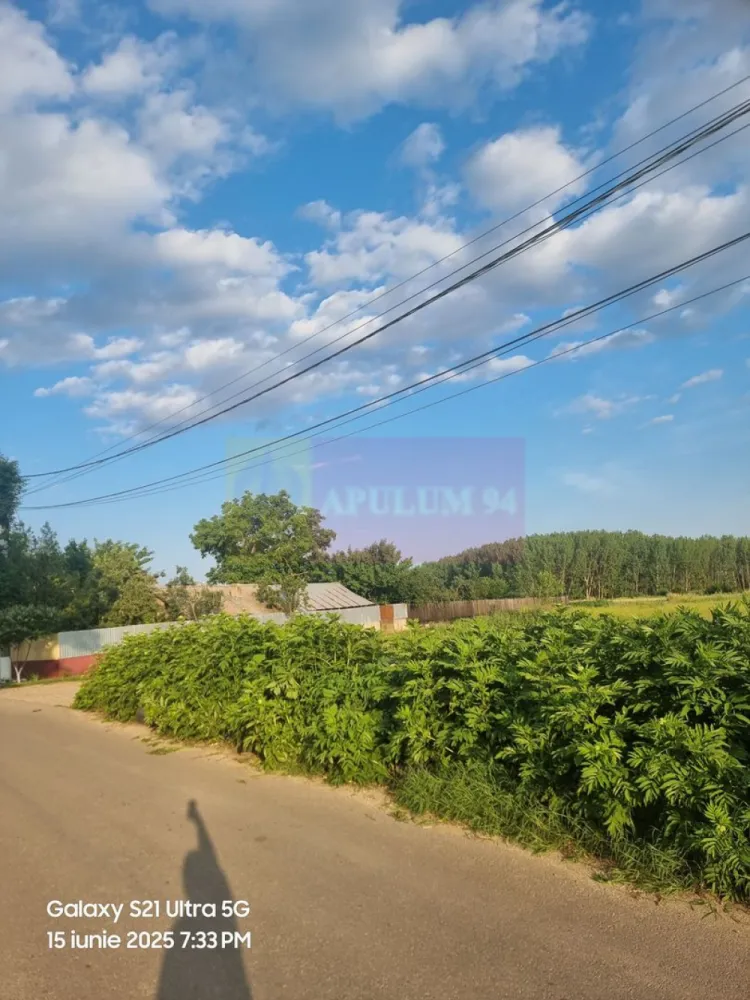 VANZARE TEREN 2150 MP IN SAT TEISORI (GR)