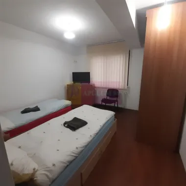 Două vile tip duplex de închiriat - zona Antiaeriană