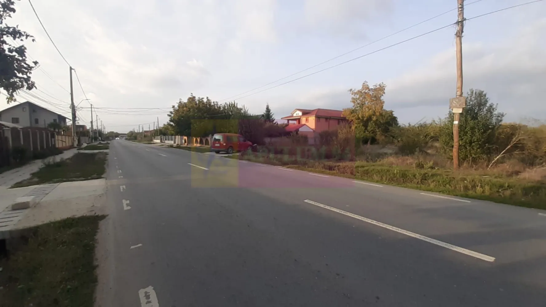 Teren bun pentru 2 sau 3 case aproape de Bucuresti.