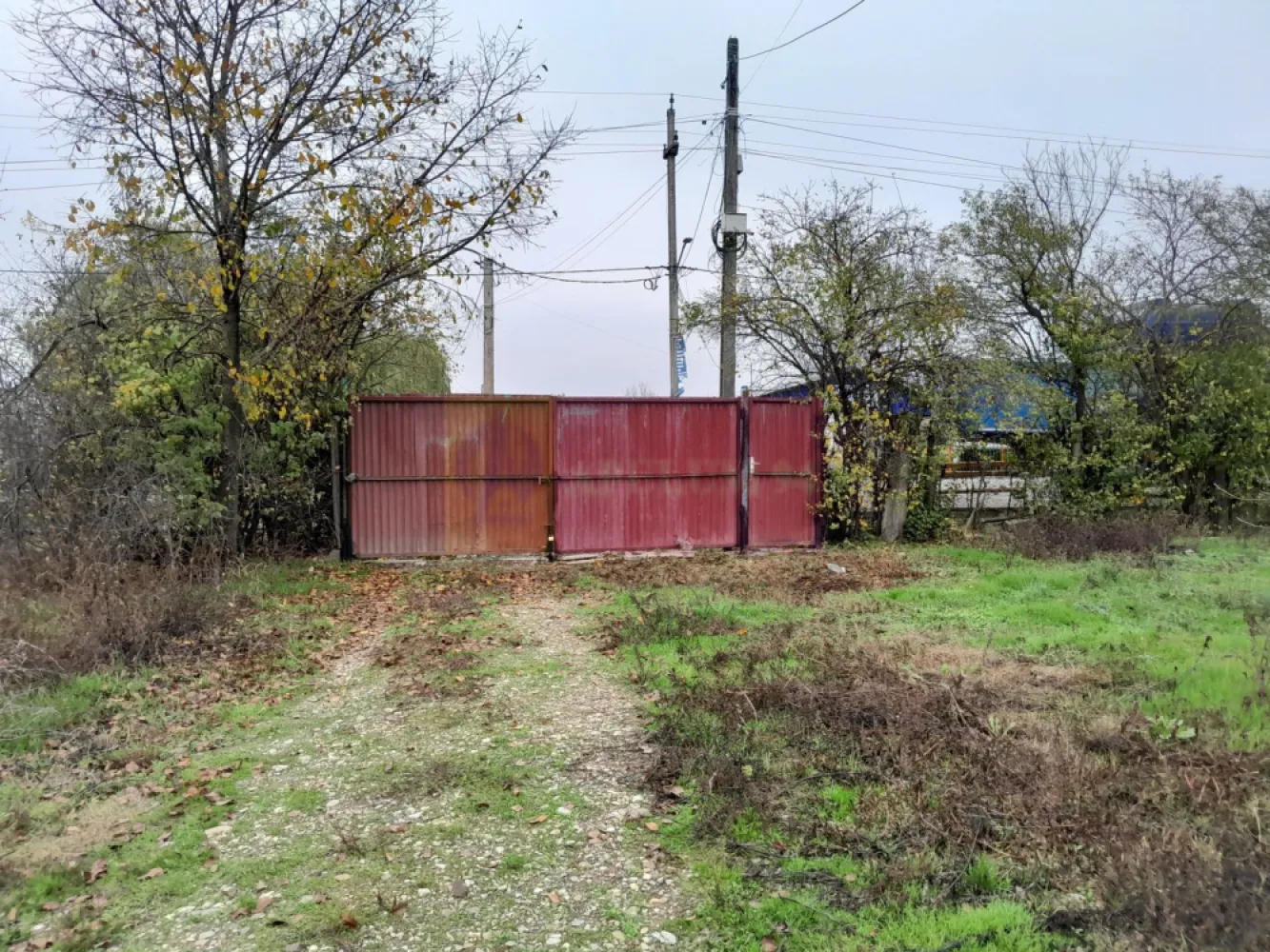 BARCANESTI - casa +curte+teren 16k mp - Compania Apulum94 are placerea sa va aduca in atentie spre achizitie o proprietate frumoasa si generoasa ca spatiu, pozitionata langa drumul judetean ce traverseaza localitatea Barcanesti din jud. Ialomita..

Pentru relatii si / sau stabilire intalnire pentru vizionare obiectiv astept mesajele dvs cu maxim interes.

Aurelian Popescu
Agent imobiliar 
Apulum94 - Un partener de cursa lunga!