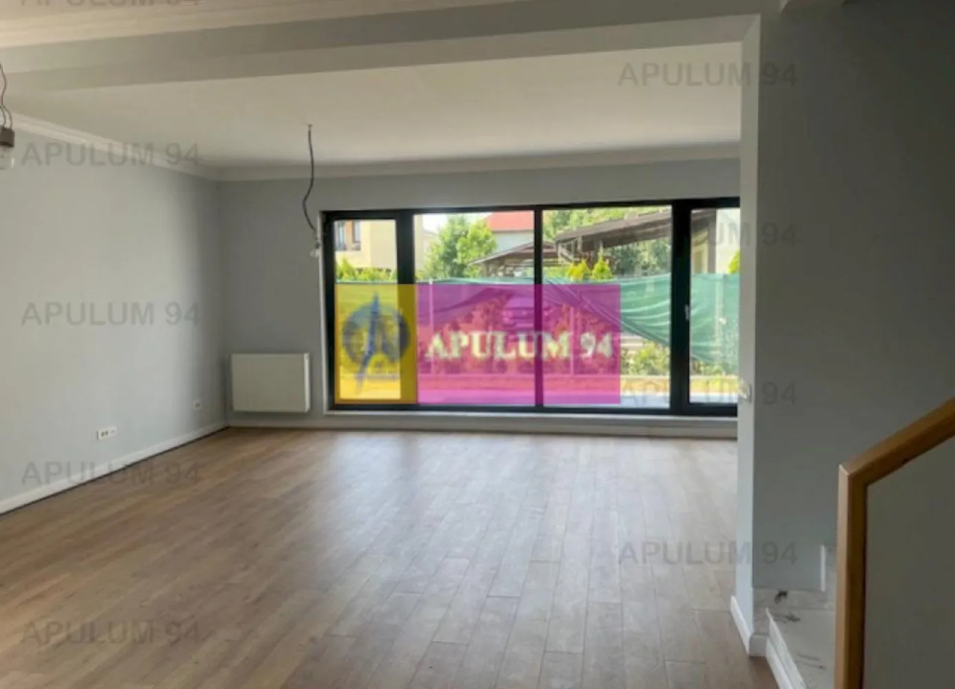 Vila tip duplex Otopeni- Odai- Matei Basarab. - Compania imobiliara Apulum 94 va propune o vila tip duplex situata in Otopeni, zona Odai- str Matei Basarab. 
Zona este foarte dezvoltata, strada este retrasa fata de un drum principal, este foarte linistita si civilizata. 
Vila este P+1+M, este racordata la toate utilitatile. Constructie este din caramida, cu atalpi de beton, are placi de beton intre nivele. Este izolata pe exterior.
Este finisata in totalitate la interior, cu marmura pe scari, termopan din aluminiu, parchet din lemn, usi interioare de foarte buna calitate, gresie, faianta, calorifere, centrala termica pe gaze, obiecte sanitare si electrice montate. 
Casa este foarte bine impartita si anume:
-la parter un living, bucatarie, 1 baie, spatiu de depozitare sub scara, terasa.
-la etaj- un dormitor matrimonial cu baie proprie, 2 dormitoare + 1 baie, un balcon
- mansarda open space are instalatiile trase si se poate monta 1 baie cat si o bucatarie 
Pentru vizionare si mai multe detalii nu ezitati sa ma contactati pe nr 0733683446- Laura Ionescu.