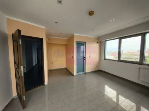 Bloc tip Boutique, Solid, Elegant și Bine Amplasat lângă Pasaj Pallady