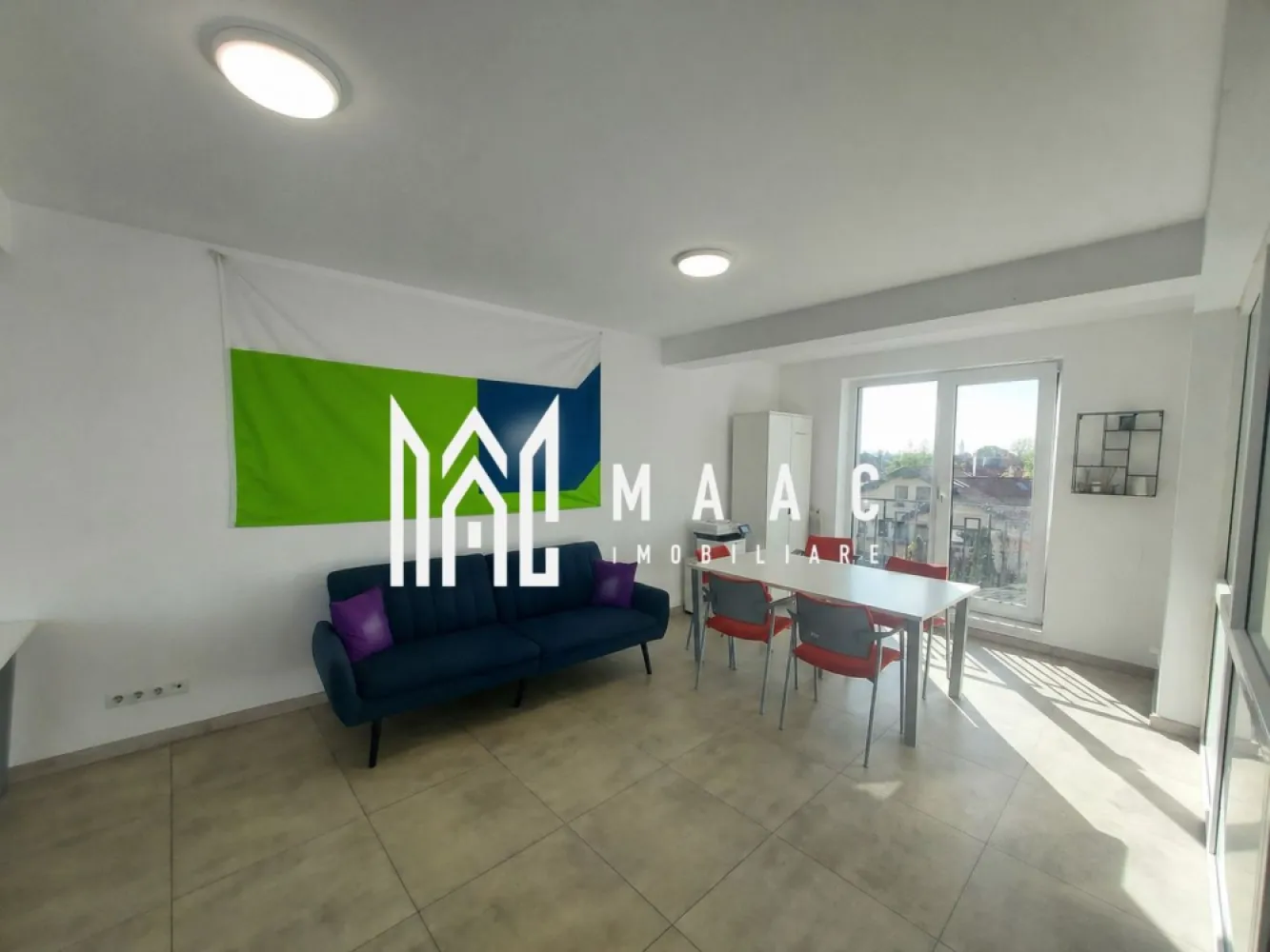 Spatiu de birouri | 250MPU | Loc de parcare | Calea Dumbravi - MAAC Imobiliare vă propune spre închiriere un spațiu de birouri, situat în zona de Calea Dumbrăvii, una dintre cele mai accesibile și bine cotate zone pentru activități de business din Sibiu.

Spațiul are o suprafață utilă de 250 mp și este compartimentat eficient, oferind un mediu de lucru practic și funcțional.

Caracteristici
Suprafață utilă: 250 mp
Compartimentare eficientă pentru activitate de birou
Grup sanitar
Spațiu potrivit pentru diverse domenii de activitate
Opțiuni suplimentare
Se poate închiria și câte un nivel separat, în funcție de necesități
Avantaje
Zonă excelentă – Calea Dumbrăvii
Acces facil către principalele puncte de interes ale orașului
Flexibilitate în alegerea suprafeței
Spațiu adaptabil pentru mai multe tipuri de business
De mentionat este ca saptiu se va preda nemobilat 

Preț:1600/lună

📞 Pentru mai multe detalii și programarea unei vizionări, vă rugăm să ne contactați menționând ID: CP3057531