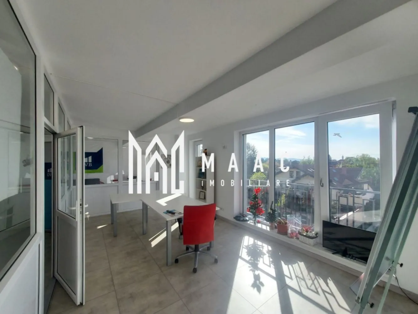 Spatiu de birouri | 250MPU | Loc de parcare | Calea Dumbravi - MAAC Imobiliare vă propune spre închiriere un spațiu de birouri, situat în zona de Calea Dumbrăvii, una dintre cele mai accesibile și bine cotate zone pentru activități de business din Sibiu.

Spațiul are o suprafață utilă de 250 mp și este compartimentat eficient, oferind un mediu de lucru practic și funcțional.

Caracteristici
Suprafață utilă: 250 mp
Compartimentare eficientă pentru activitate de birou
Grup sanitar
Spațiu potrivit pentru diverse domenii de activitate
Opțiuni suplimentare
Se poate închiria și câte un nivel separat, în funcție de necesități
Avantaje
Zonă excelentă – Calea Dumbrăvii
Acces facil către principalele puncte de interes ale orașului
Flexibilitate în alegerea suprafeței
Spațiu adaptabil pentru mai multe tipuri de business
De mentionat este ca saptiu se va preda nemobilat 

Preț:1600/lună

📞 Pentru mai multe detalii și programarea unei vizionări, vă rugăm să ne contactați menționând ID: CP3057531