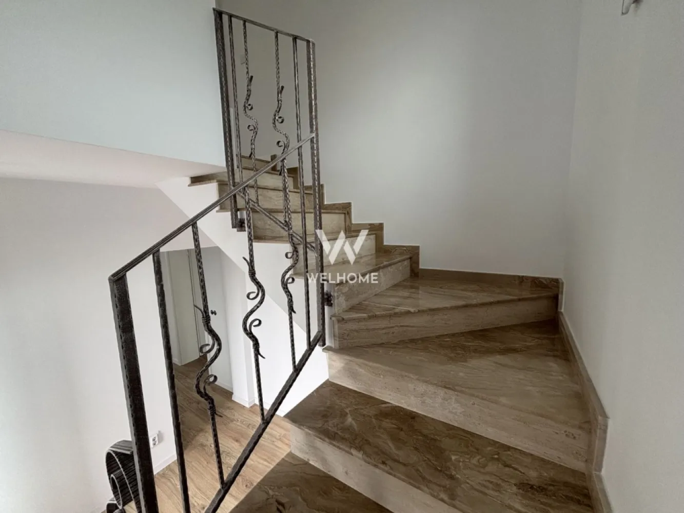 Casa 4 camere, curte generoasă – Șelimbăr Triajului