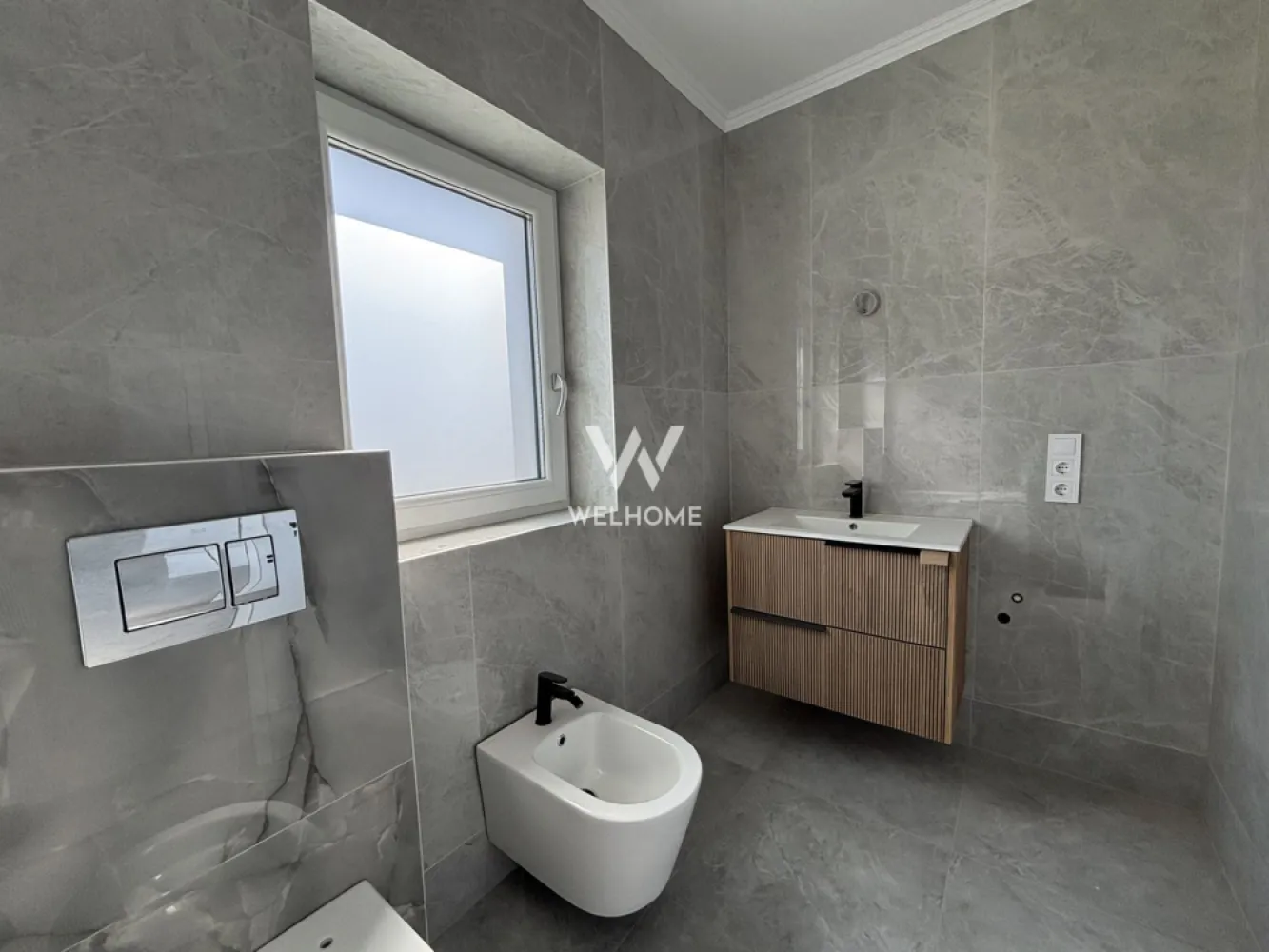 Casa 4 camere, curte generoasă – Șelimbăr Triajului