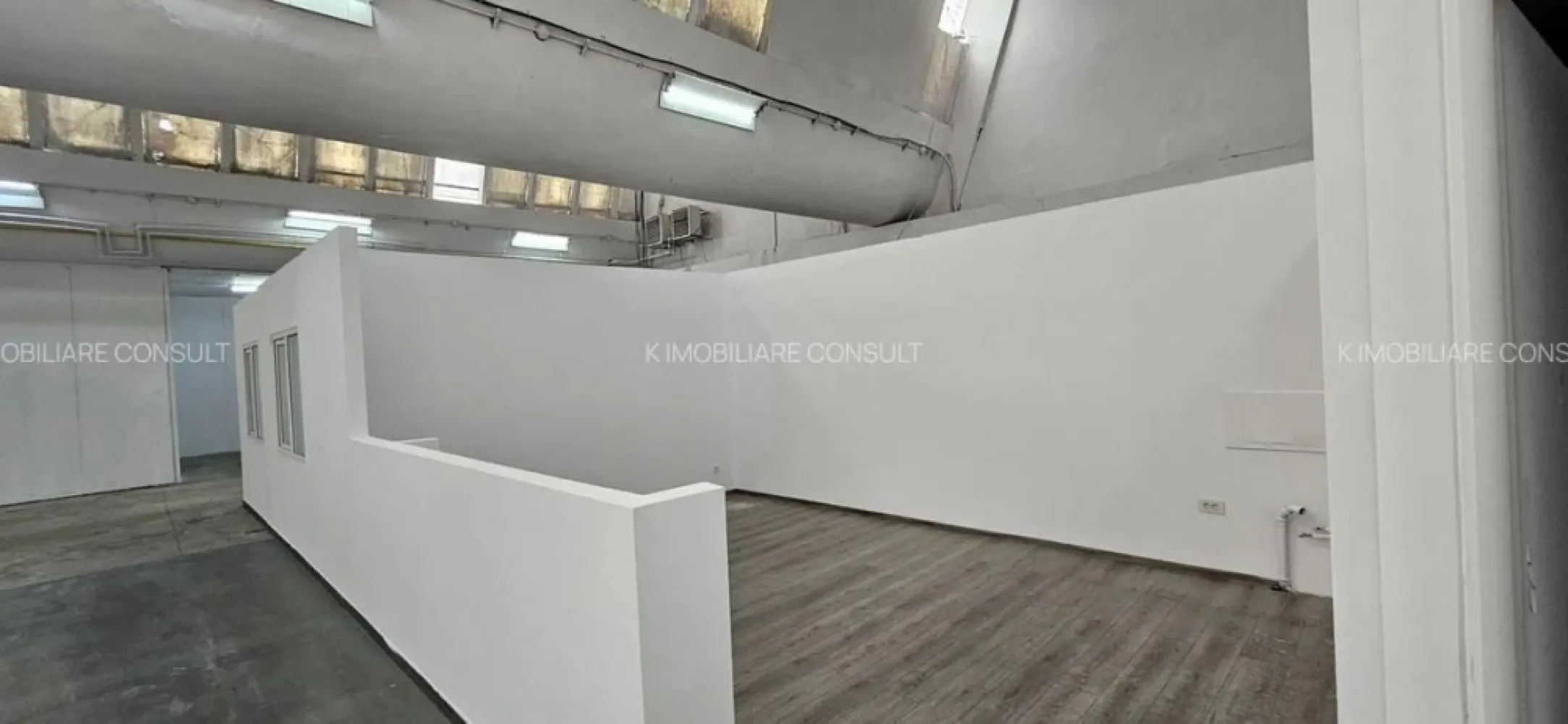 Pantelimon hala 1648 mp de inchiriat - K Imobiiare propune in zona Pantelimon Cora spatiu depozitarte/productie , suprafata 1648 mp , curent trifazic , putere mare instalata , incalzire , racire , locuri de parcare . lumina naturala , grupuri sanitate , birouri , vestiare, hidranti ,+.
Nr grupuri sanitare: 4
Alte detalii zona - Amenajare strazi (Asfaltate); Mijloace de transport; Iluminat stradal
Utilitati - Utilitati generale (Curent,Curent trifazic,Apa,Canalizare,Gaz)
Alte caracteristici - Acces (TIR)