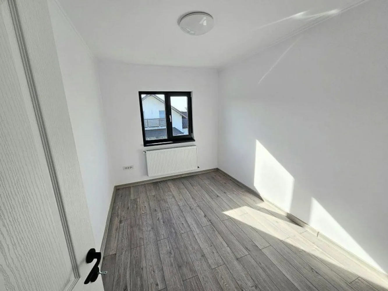 Glina de vanzare vila noua 4 camere particular