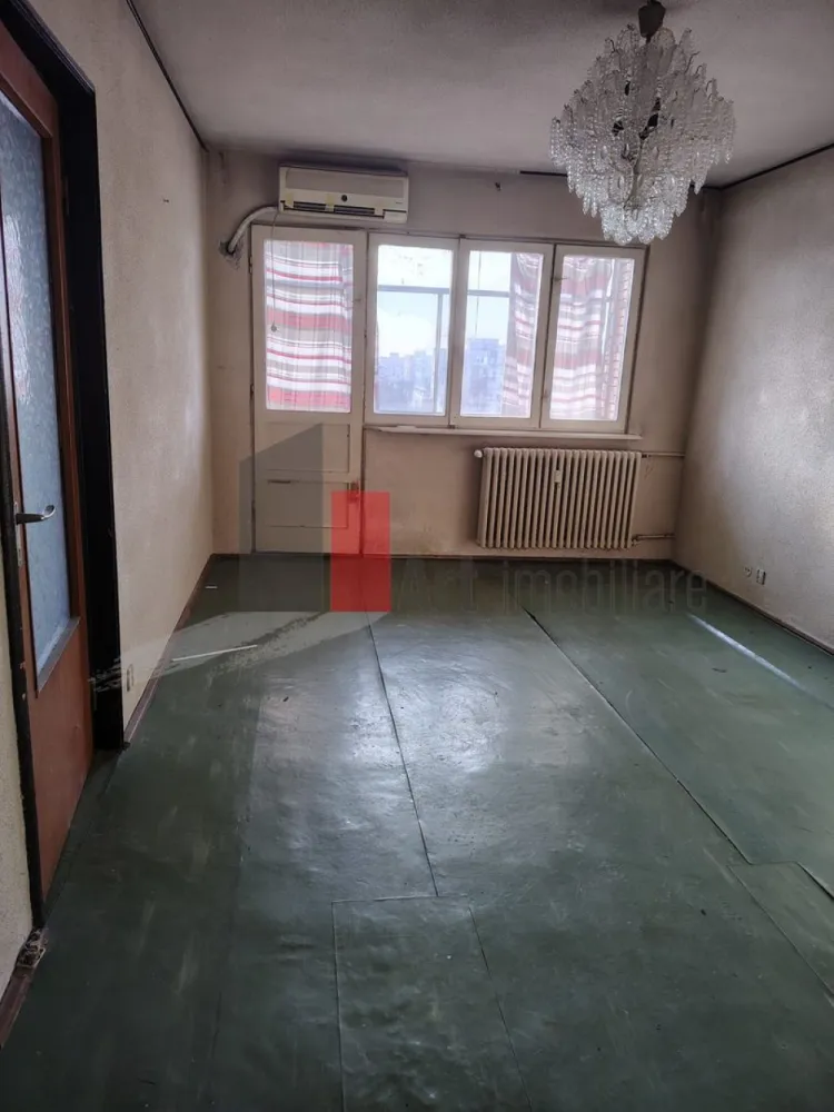 2 camere Drumul Taberei - Va prezentam un apartament situat in cartierul Dr Taberei la aproximativ 6 min de Auchan, tramvai 41 și parc Moghioroș.

Apartamentul are 2 camere, este Cf.1/ circular, fără îmbunătățiri, 2 lifturi, fară probleme cu terasa, et 10.

În apropiere se afla: școală, grădinită piață și metrou. Toate actele pregătite de vânzare.

Pentru informatii sau vizionare va stam la dispozitie: 0720-622.788