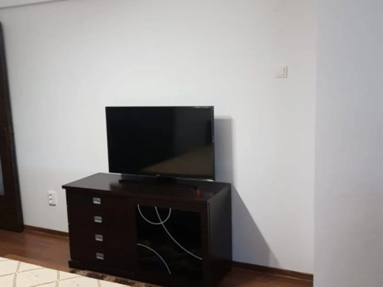 Apartament cu doua camere, mobilat si utilat - Str. Tecuci, T-uri