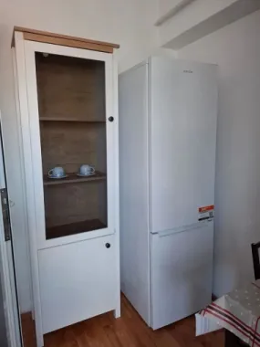 De inchiriat apartament cu 2 camere, Ireg, etajul 1, 400 euro
