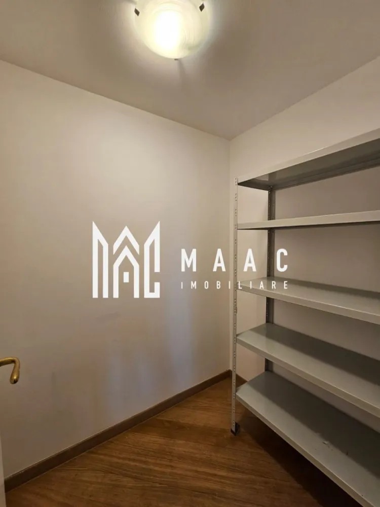 Apartament 3 camere I 2 bai I Garaj I Calea Dumbravi - MAAC Imobiliare vă propune spre închiriere un apartament spațios și elegant cu 3 camere, ideal pentru cei care își doresc confort, funcționalitate și un stil de viață modern. Locuința este compartimentată inteligent și dispune de 2 băi, perfecte pentru confortul întregii familii, precum și de 2 balcoane generoase, ideale pentru momente de relaxare.

Apartamentul beneficiază de finisaje de calitate, lumină naturală din abundență și un ambient primitor, fiind situat într-un imobil dotat cu lift pentru acces facil. În plus, proprietatea include loc de parcare în garaj subteran, oferind siguranță și comoditate.

O alegere excelentă pentru cei care caută un cămin modern, într-o locuință practică și bine organizată.
CP3097492
Pt mai multe detalii precizați că ați văzut anunțul cu ID CP3097492