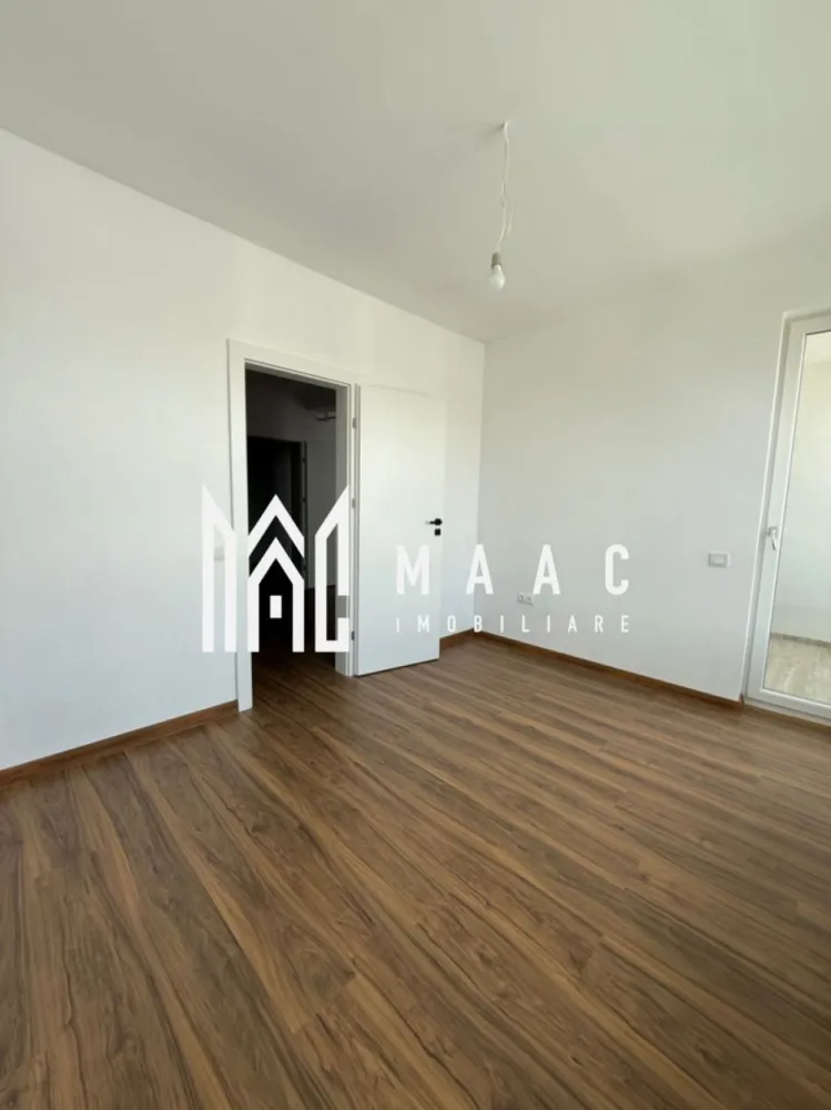 Apartament 2 camere | Etaj 2 | Balcon | Zona Pictor Brana | Loc de Parcare - Dacă îți dorești un apartament modern, bine compartimentat și gata de mutare, această proprietate este exact ce cauți! Situat într-o zonă liniștită și apreciată – Pictor Brana, apartamentul îmbină perfect confortul cu funcționalitatea.

 Suprafață utilă: 47 MP
 Etaj 2
 Compartimentare practică și luminoasă
 Balcon perfect pentru relaxare
 Predare la stadiul de CHEIE – te muți fără bătăi de cap!

Locuința este ideală atât pentru locuit, cât și pentru investiție, având acces facil către punctele de interes din oraș. Finisajele moderne și atmosfera primitoare transformă acest apartament într-un loc pe care îl poți numi „acasă” din prima clipă.

 Living spațios și luminos
 Dormitor confortabil
 Bucătărie practică
 Baie modernă
 Balcon cu acces facil

 Zona Pictor Brana – liniște, acces rapid și confort urban!

 Pentru mai multe detalii sau pentru a programa o vizionare, vă rugăm să ne contactați specificând ID