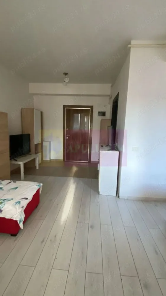Garsoniera Militari Residence Super oferta - Agentia Imobiliara Apulum 94, va propune spre vanzare 
Garsoniera curata si spatioasa situata in Complexul Militari Rezident, Str Sg ilie Petre nr 86 Chiajna Ilfov cu o suprafata de 32 mp. Et 7. din 8. 
An de constructie 2018. 
Garsoniera dubla, confort 1 semdecomandata. cu centrala proprie, aer conditionat.geam termopan..
 Supraveghere video pe strada,bloc, scara. 
Aproape de Mall Militari Rezident . ...Auchan. Multe magazine in capatul srazi.
Statia de autobuz la 50 de m de bloc .
Parcarea este la liber in fata blocului
Se vinde semimobilata, gata de mutare.
Pret usor negociabil