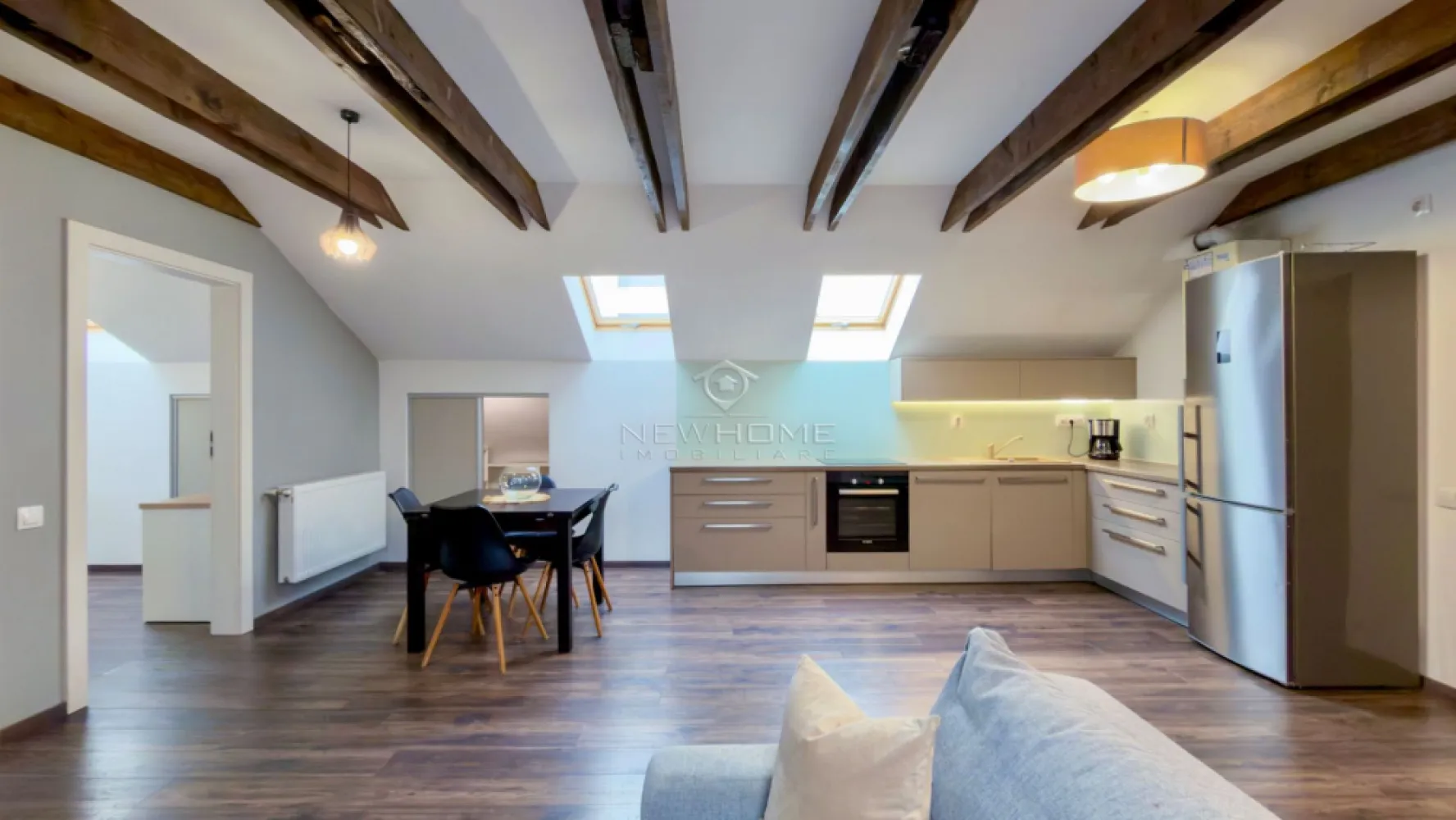 Apartament 3 camere, 115 mp, zona Borhanci - NewHOME Imobiliare ofera in EXCLUSIVITATE spre vanzare, apartament modern cu 3 camere, situat in cartierul Borhanci in apropiere de Str. Brancusi. Apartamentul este amplasat la etajul 4 (MANSARDA) intr un imobil construit in anul 2020. Compus din: living open space impreuna cu bucataria, 2 dormitoare, 1 baie, 1 balcon. Dispune de suprafata utila de 115 mp + balcon. Pentru confortul Dvs. se vinde complet mobilat si utilat cum se vede in poze. Avand in vedere poziția si avantajele zonei este una de mare interes, fiind in apropire de transport in comun, magazine, farmacii, banci etc. Pentru mai multe informatii si pentru a programa o vizionare, contactati-ne cu incredere!