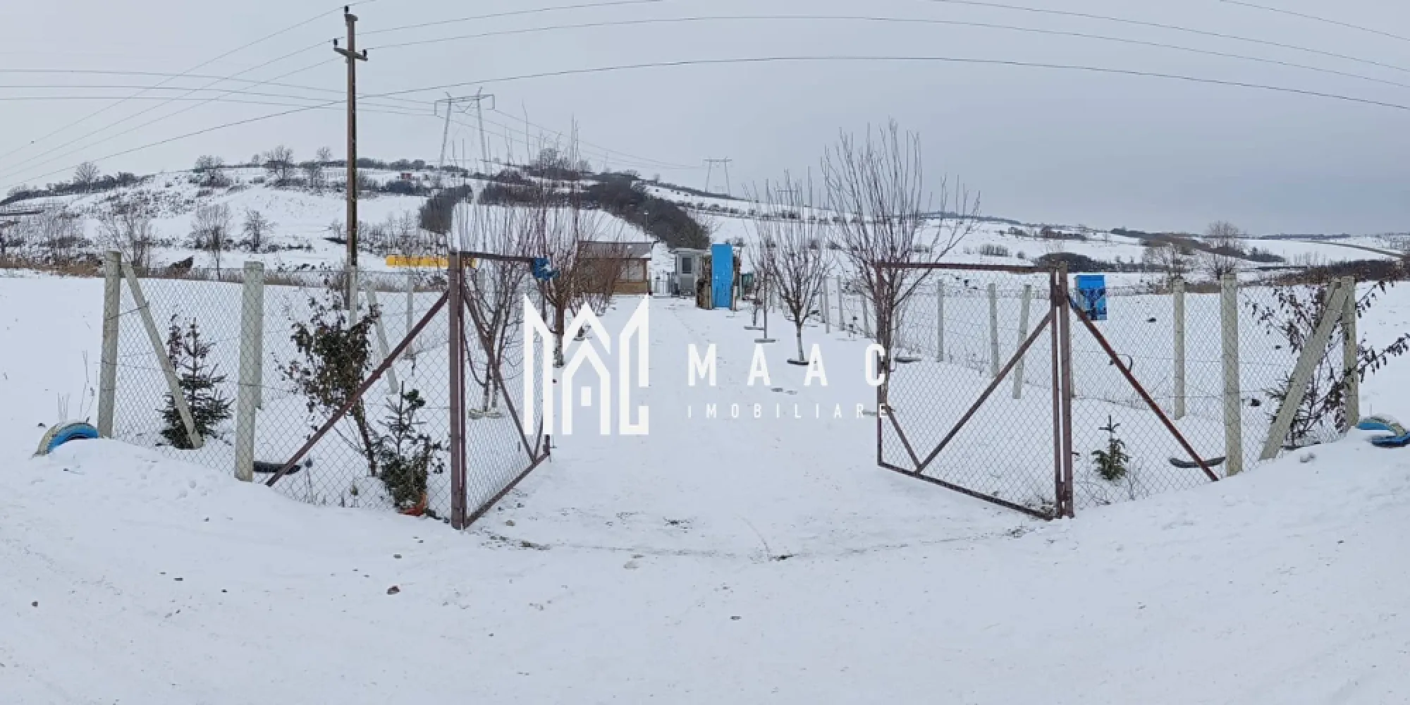 Teren în zonă de dezvoltare | 700 mp | Șura Mare - MAAC Imobiliare vă propune spre vânzare un teren extravilan cu suprafața de 700 mp, situat în Șura Mare, județul Sibiu, într-o zonă aflată în continuă dezvoltare, ideal pentru investiție sau viitoare construcție.

Terenul beneficiază de acces facil la drumul principal si are un front stradal de aproximativ 10,6 m. Proprietatea este situata intr-o zona în curs de dezvoltare urbanistică.

Caracteristici:

- suprafață teren: 700 mp
- teren extravilan
- front stradal: 10,6 m
- acces din drum principal 
- acces facil la utilități
- disponibil imediat

Avantaje:

- zonă în plină dezvoltare
- acces facil către Sibiu
- oportunitate bună pentru investiție pe termen lung
- posibilitate de valorificare viitoare a terenului

Localizare:
Șura Mare, județul Sibiu

Pentru mai multe informații sau programarea unei vizionări, vă rugăm să ne contactați specificând ID: CP3085189