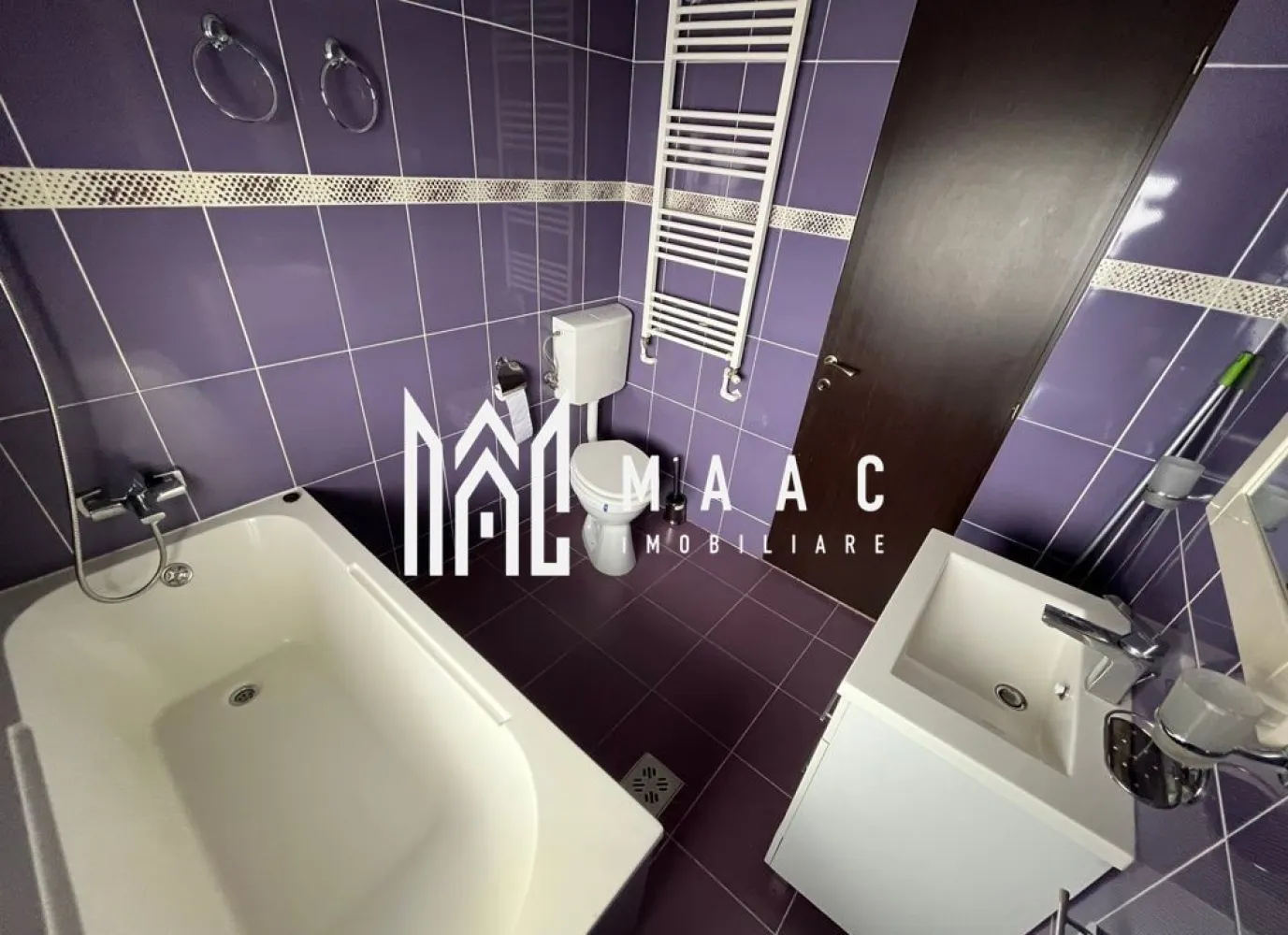 Apartament 3 camere | Decomandat | 76 MP | 3Balcoane | Milea