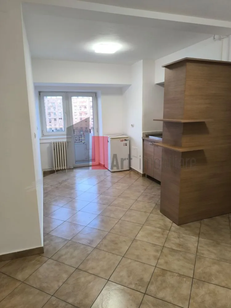 Inchiriere Spatiu Birouri Unirii - Piata Alba Iulia - Va propunem spre inchiriere un spatiu de birouri in suprafata de 65 m.p., format din 2 camere situat in zona Unirii - Piata Alba Iulia, Etaj 5/10, decomandat, renovat, proaspat zugravit, gresie, faianta, parchet, termopan, aer conditionat, liber, vedere rond, merita, apropiere Decebal, Vitan Mall