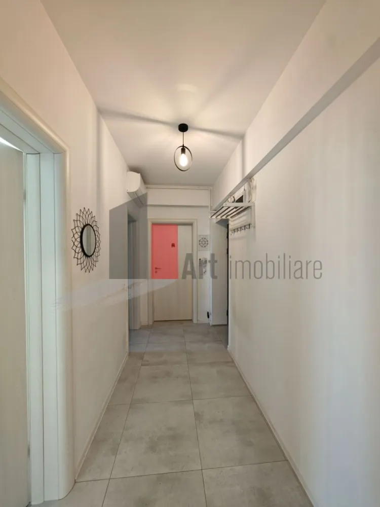 Apartament cu 2 camere de vanzare -Pacii-cu centrala-mobilat si utilat