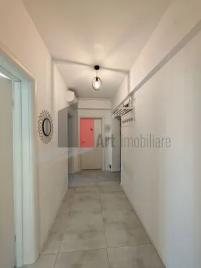 Apartament cu 2 camere de vanzare -Pacii-cu centrala-mobilat si utilat
