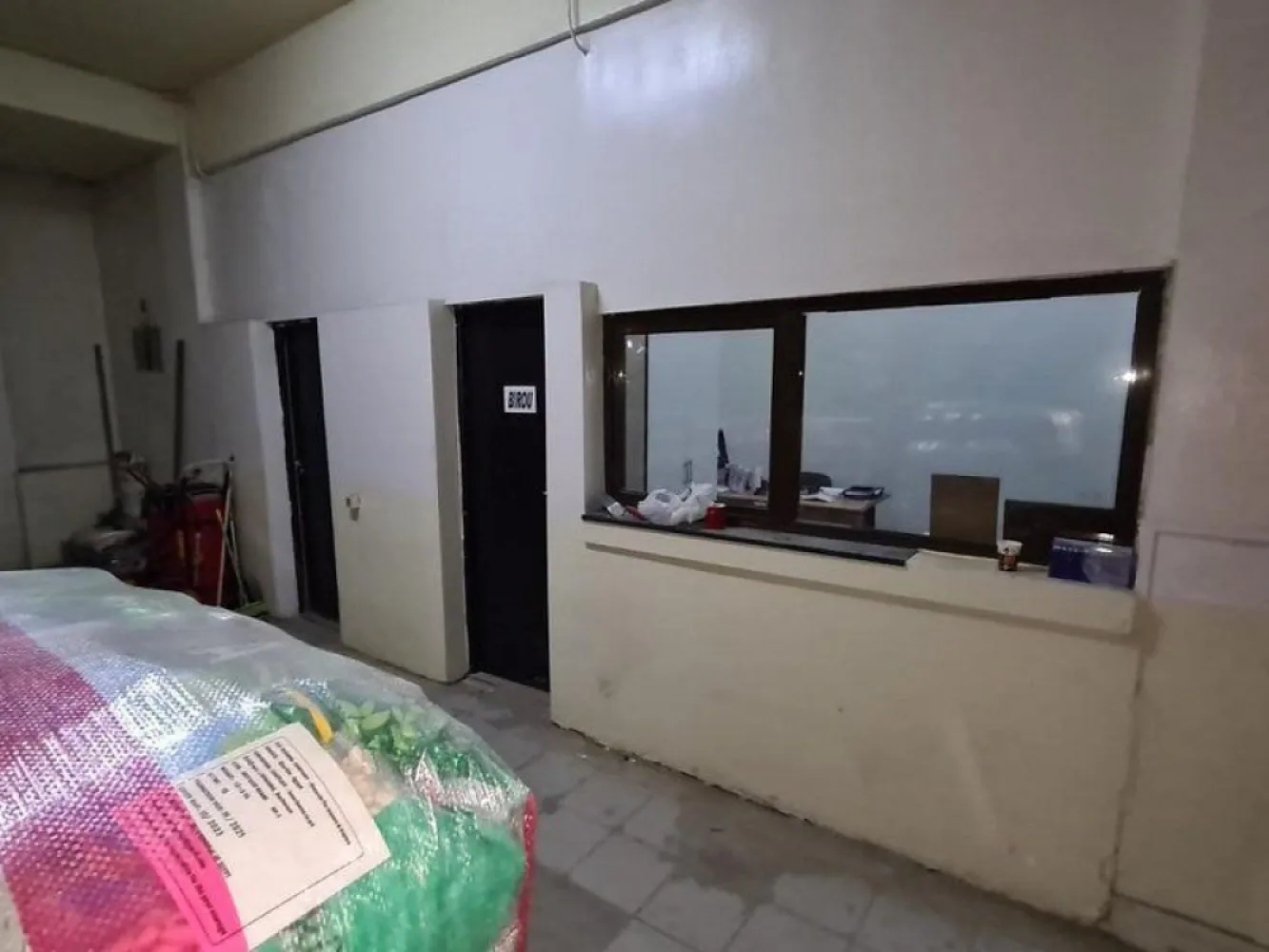 Drumul Intre Tarlale - K Imobiliare propune in zona Drumul intre Tarlale , spatiu de productie/depozitare , suprafata 2650mp , P+2 open space , teren 1680 mp ,curent trifazic , gaze , apa , locuri de parcare , acces tir .
pretvanzare: 1100000
monedavanzare: EUR
pretvanzaremp: 0
monedavanzaremp: EUR
pretinchiriere: 0
monedainchiriere: EUR
monedainchiriereunitar: EUR