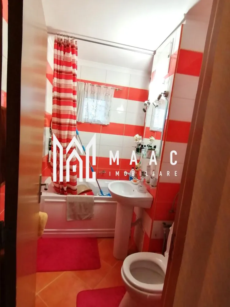 Apartament 3 camere I Decomandat I Zona Vasile Aaron