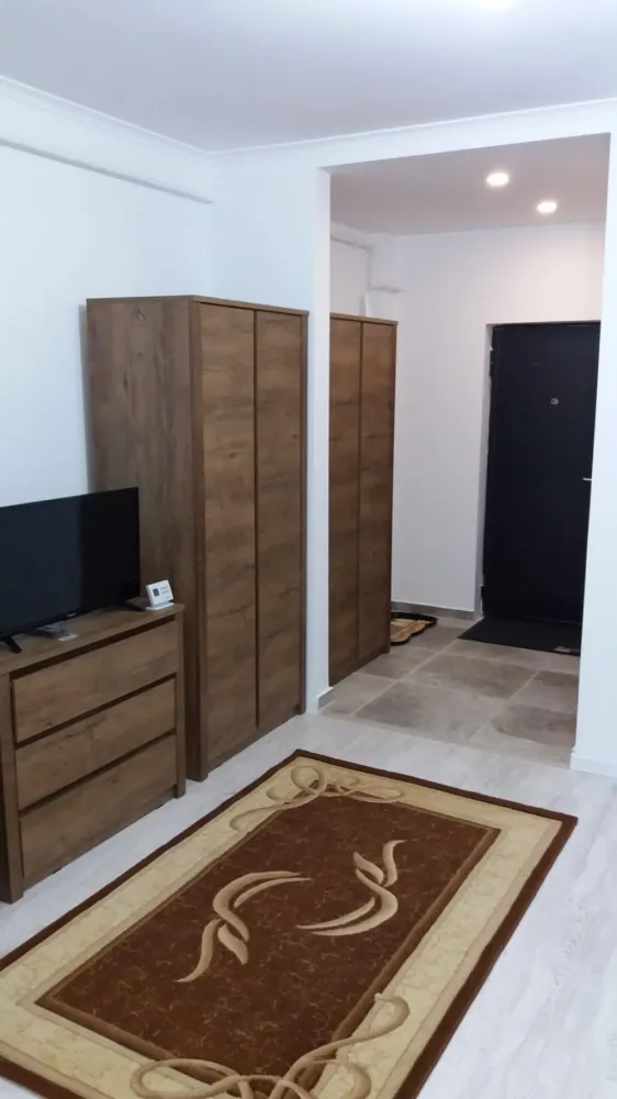 Închiriere Garsoniera zona Militari - Complex Avangarde City - Ofer spre inchiriere o garsoniera decomandata, etaj 3/7, 33 mp. &nbsp;