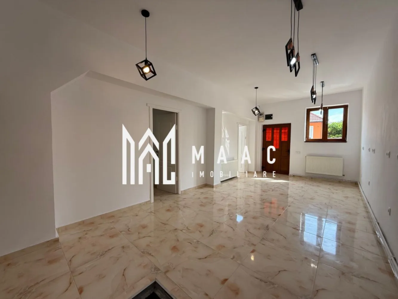 Spatiu comercial /birouri I 3 incaperi I Pivnita I Terezian - MAAC Imobiliare ofera spre inchiriere spatiu pretabil pentru activitati comerciale sau de birou, complet renovat, in zona Terezian. Spatiul este compartimentat astfel: o incapere spatioasa si luminoasa, cu acces in pivnita de 33mp, doua incaperi mai mici, chicineta, grup sanitar. Incalzirea se face cu centrala proprie si calorifere. Disponibilitate imediata. Se inchiriaza pe o perioada de minim 12 luni. Se percepe garantie in cuantumul unei chirii lunare. Pentru mai multe detalii va rugam specificati telefonic: CP2585015