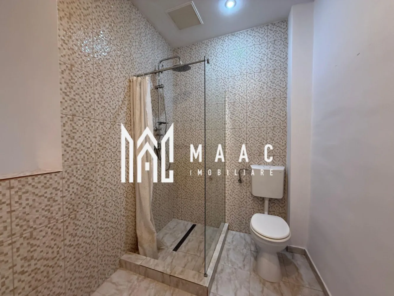 Spatiu comercial /birouri I 3 incaperi I Pivnita I Terezian