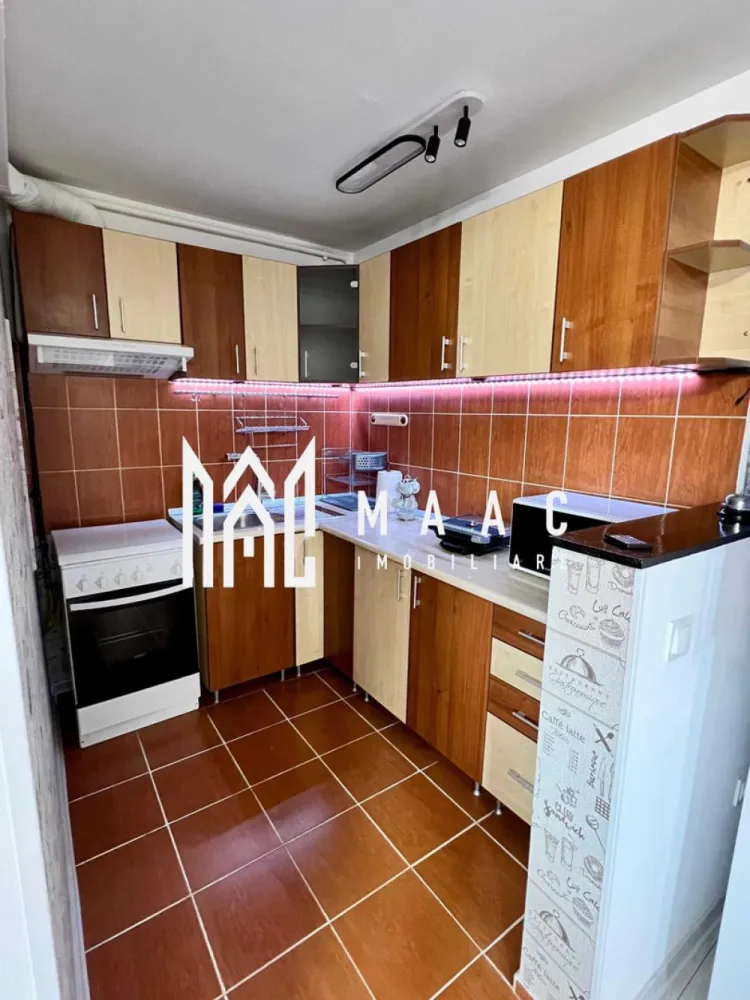 Apartament 3 camere decomandat | 60 MPU | Hipodrom 1