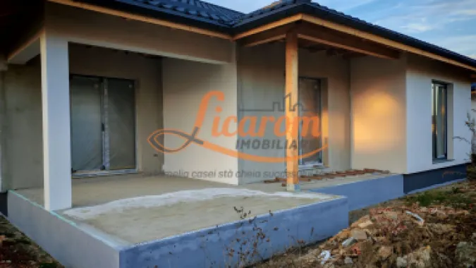 Logo Licarom Imobiliare logo